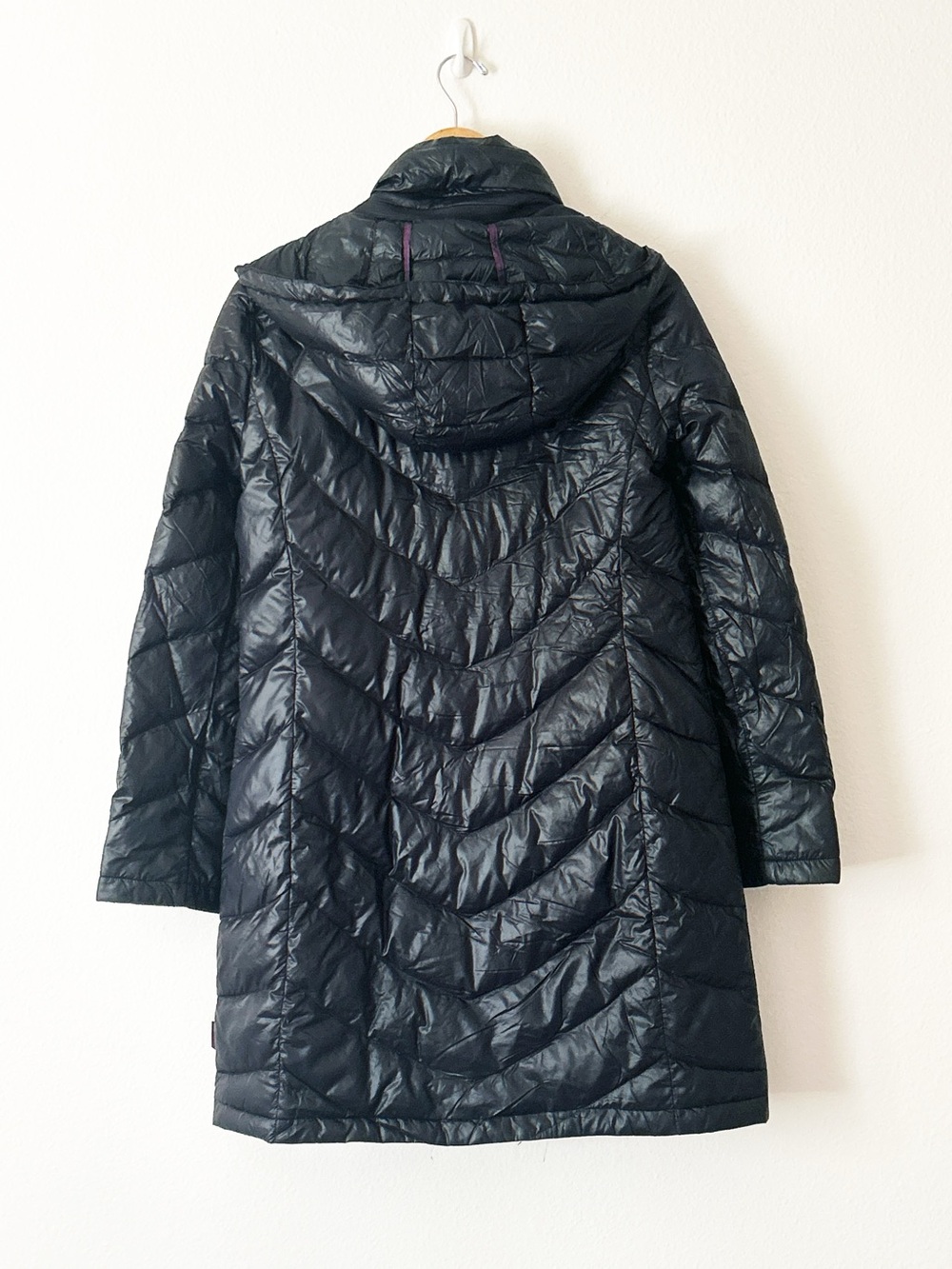 Calvin Klein Lighweight Packable Premium Down Jacket - Picture 4 of 6